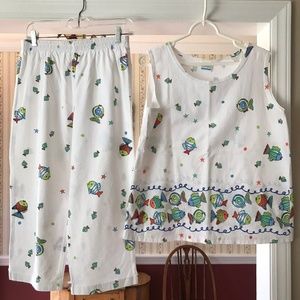 On White 2pc Capri Cropped Pants & Top Lounge